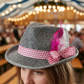 Tyrolerhat Med Fjer Pink