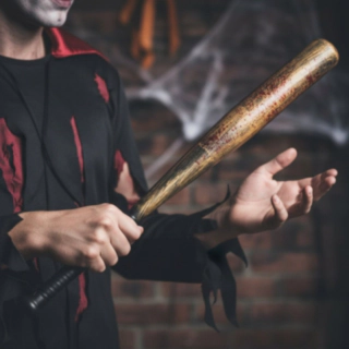 Blodigt Baseballbat